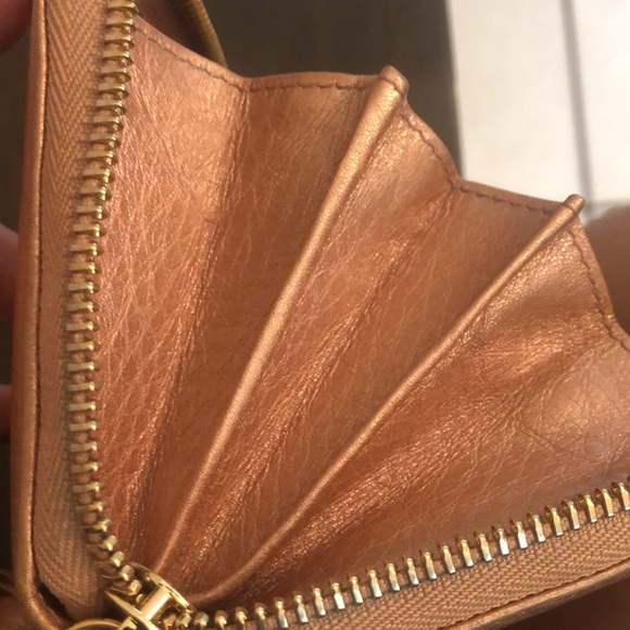 Authentic Gucci Long Wallet - Picture 14 of 14